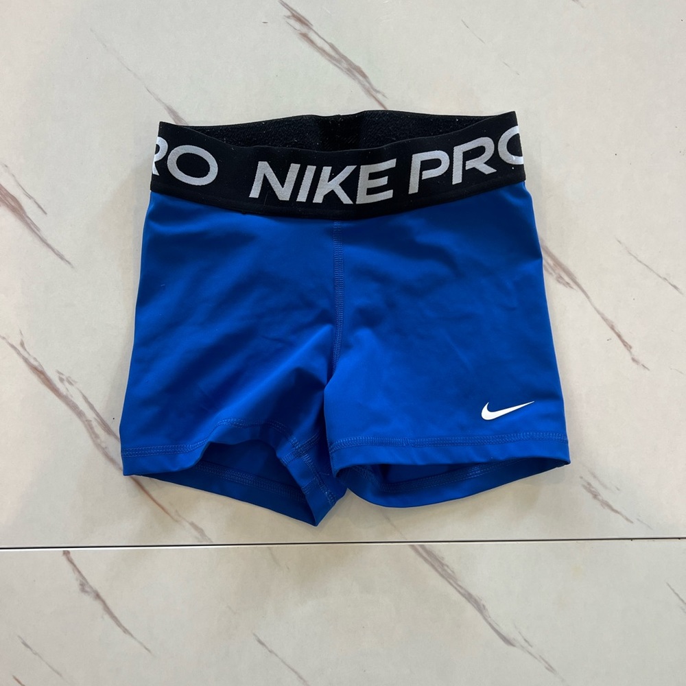 women’s blue 3” nike pro shorts XS